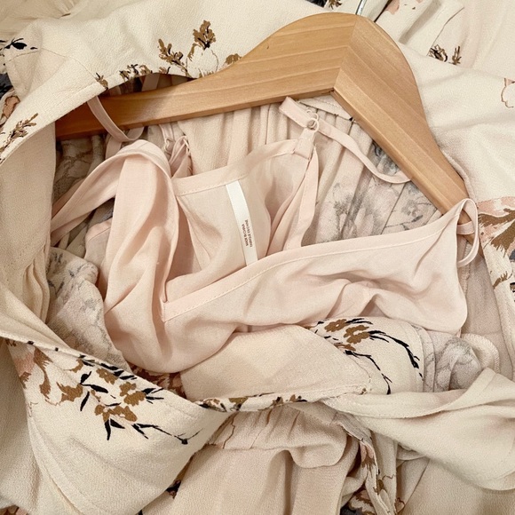 ✖️SOLD✖️Free People Blush Floral Maxi Dress Small - Picture 7 of 7